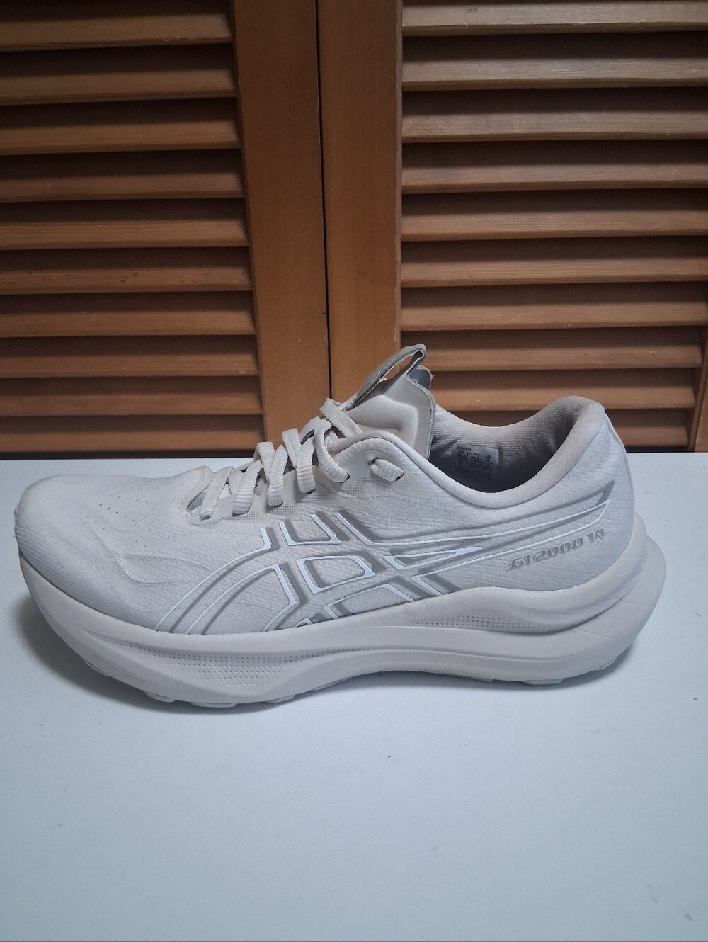 ASICS GT-2000 14 Oatmeal White Women's Running Shoe * Size: 8